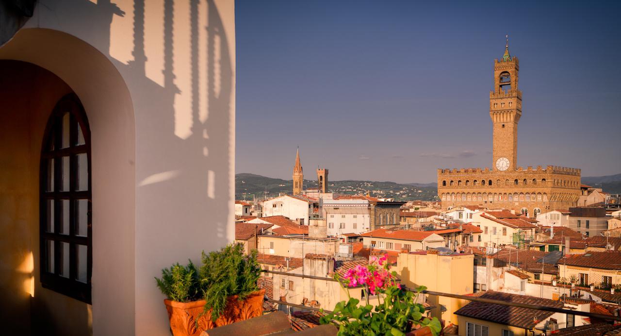 Hotel Torre Guelfa Palazzo Acciaiuoli Florence, Italy - book now